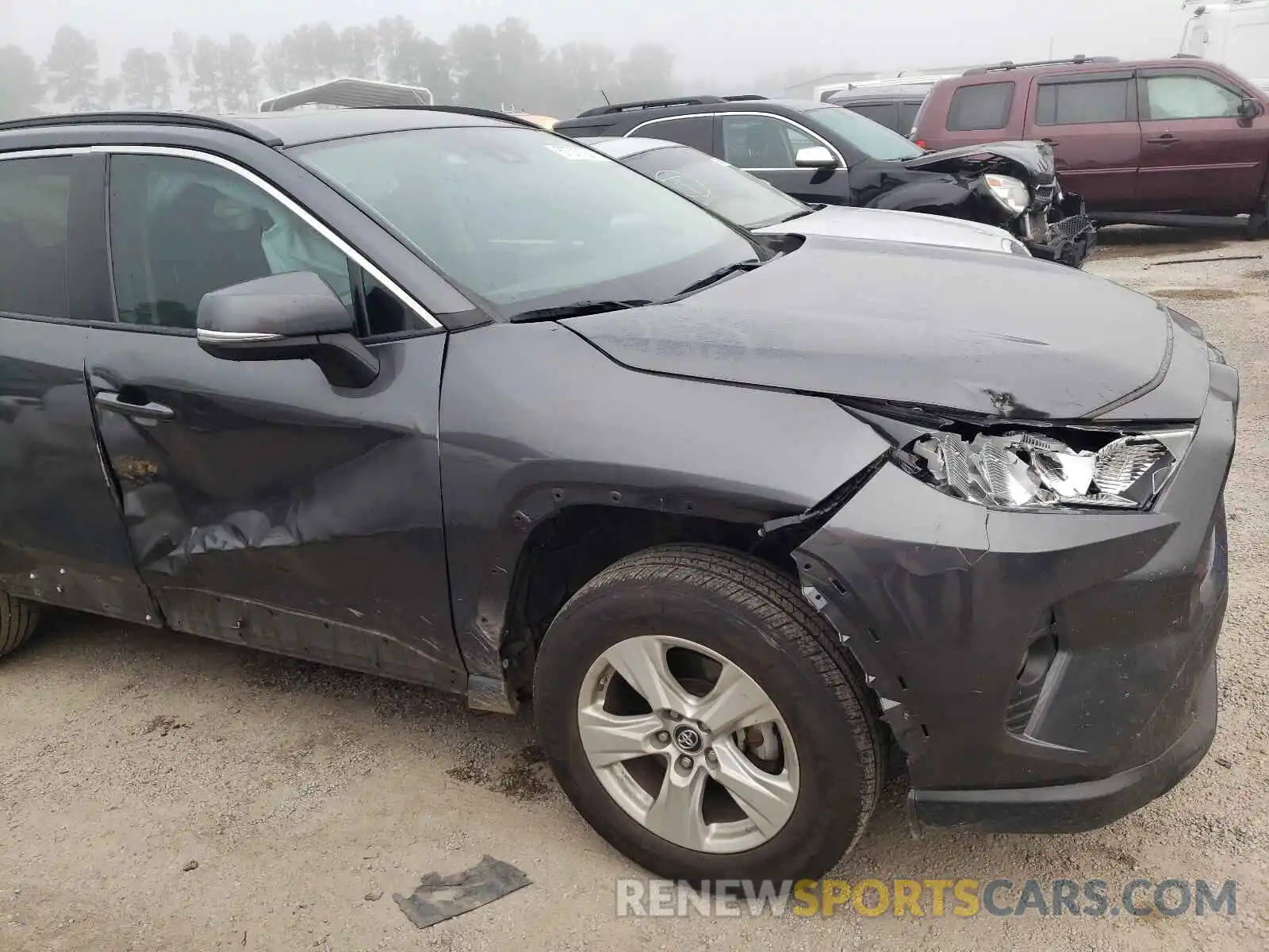 9 Photograph of a damaged car 2T3W1RFV7KC014993 TOYOTA RAV4 2019