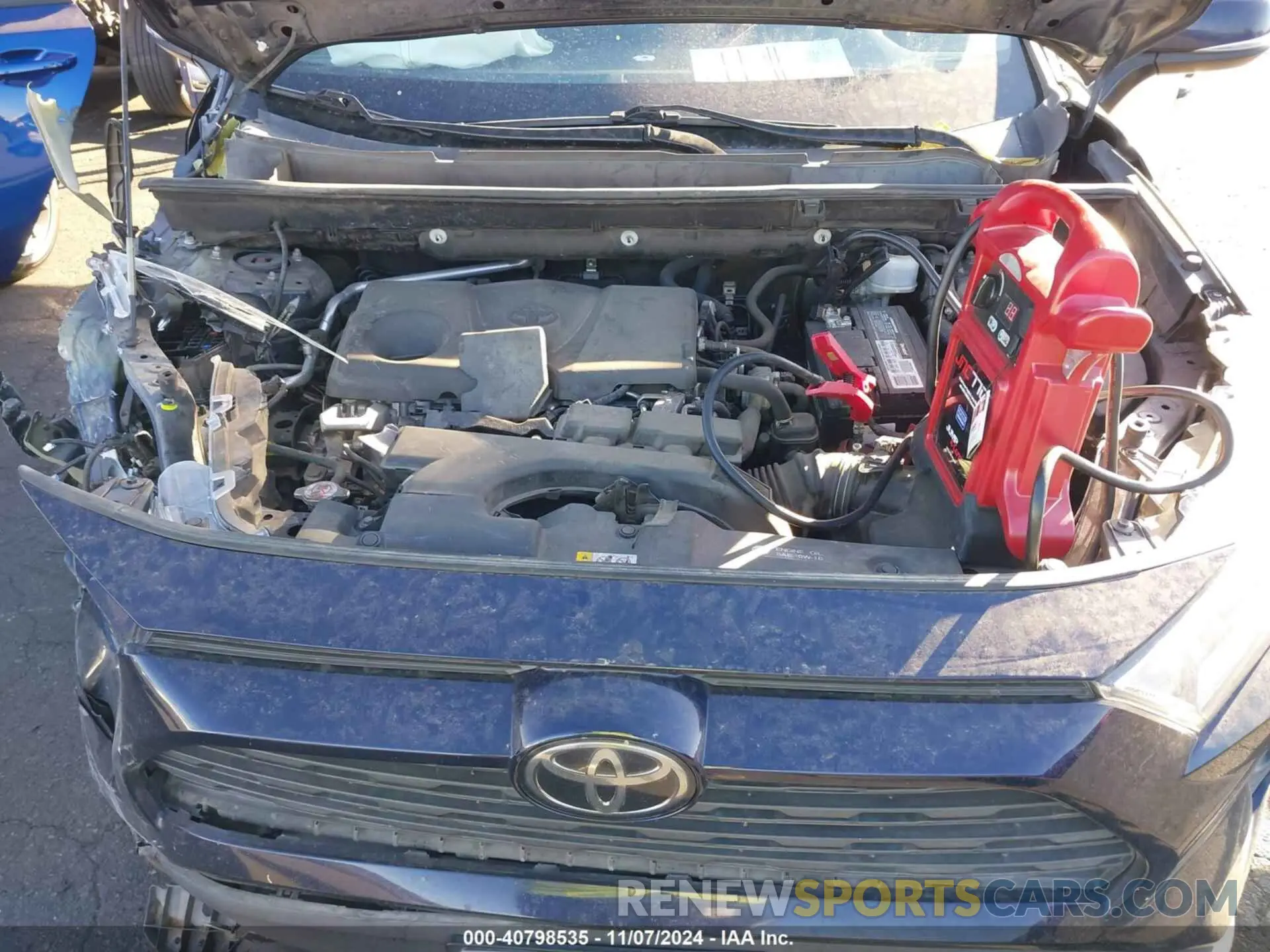 10 Photograph of a damaged car 2T3W1RFV7KC017389 TOYOTA RAV4 2019