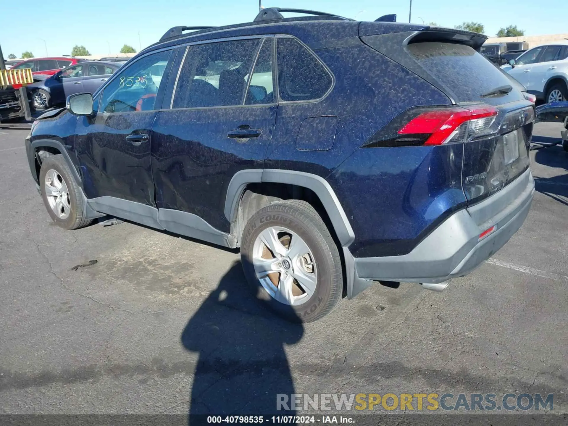 3 Photograph of a damaged car 2T3W1RFV7KC017389 TOYOTA RAV4 2019