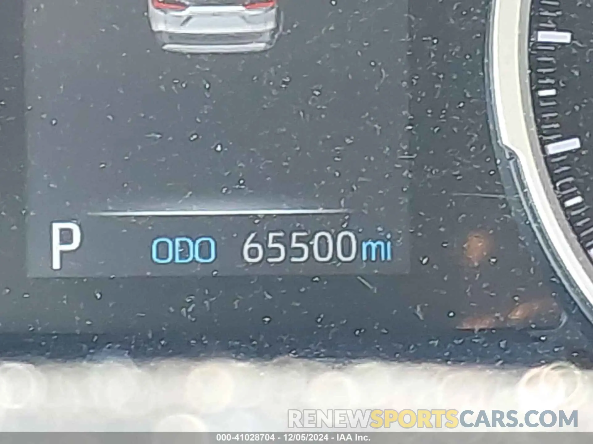 16 Photograph of a damaged car 2T3W1RFV7KW002373 TOYOTA RAV4 2019
