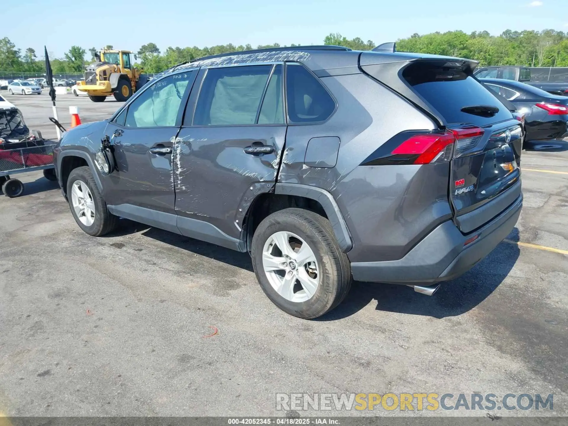 3 Photograph of a damaged car 2T3W1RFV7KW003930 TOYOTA RAV4 2019