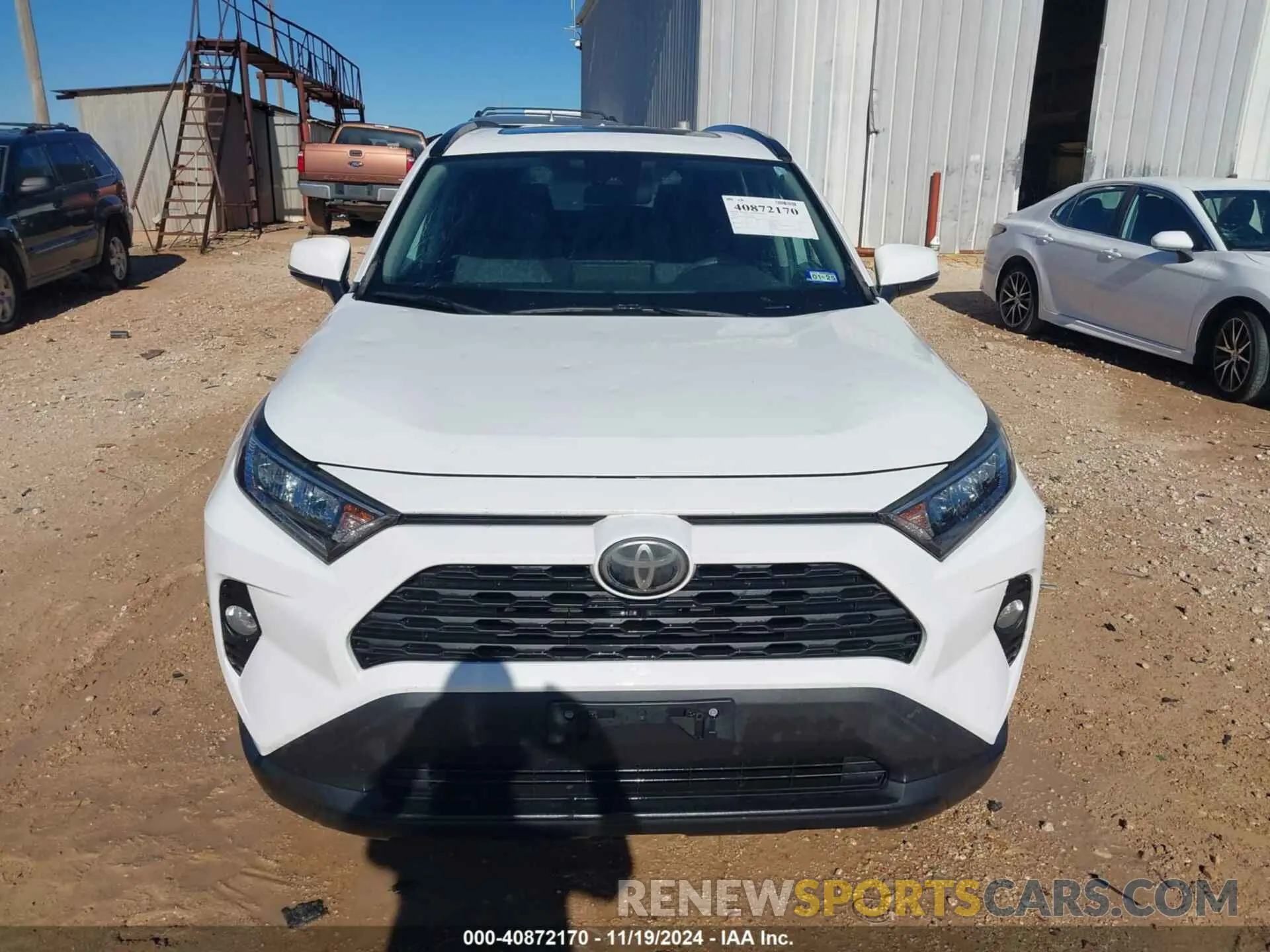 12 Photograph of a damaged car 2T3W1RFV7KW005273 TOYOTA RAV4 2019
