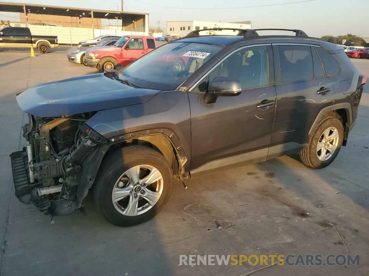 1 Photograph of a damaged car 2T3W1RFV7KW006343 TOYOTA RAV4 2019