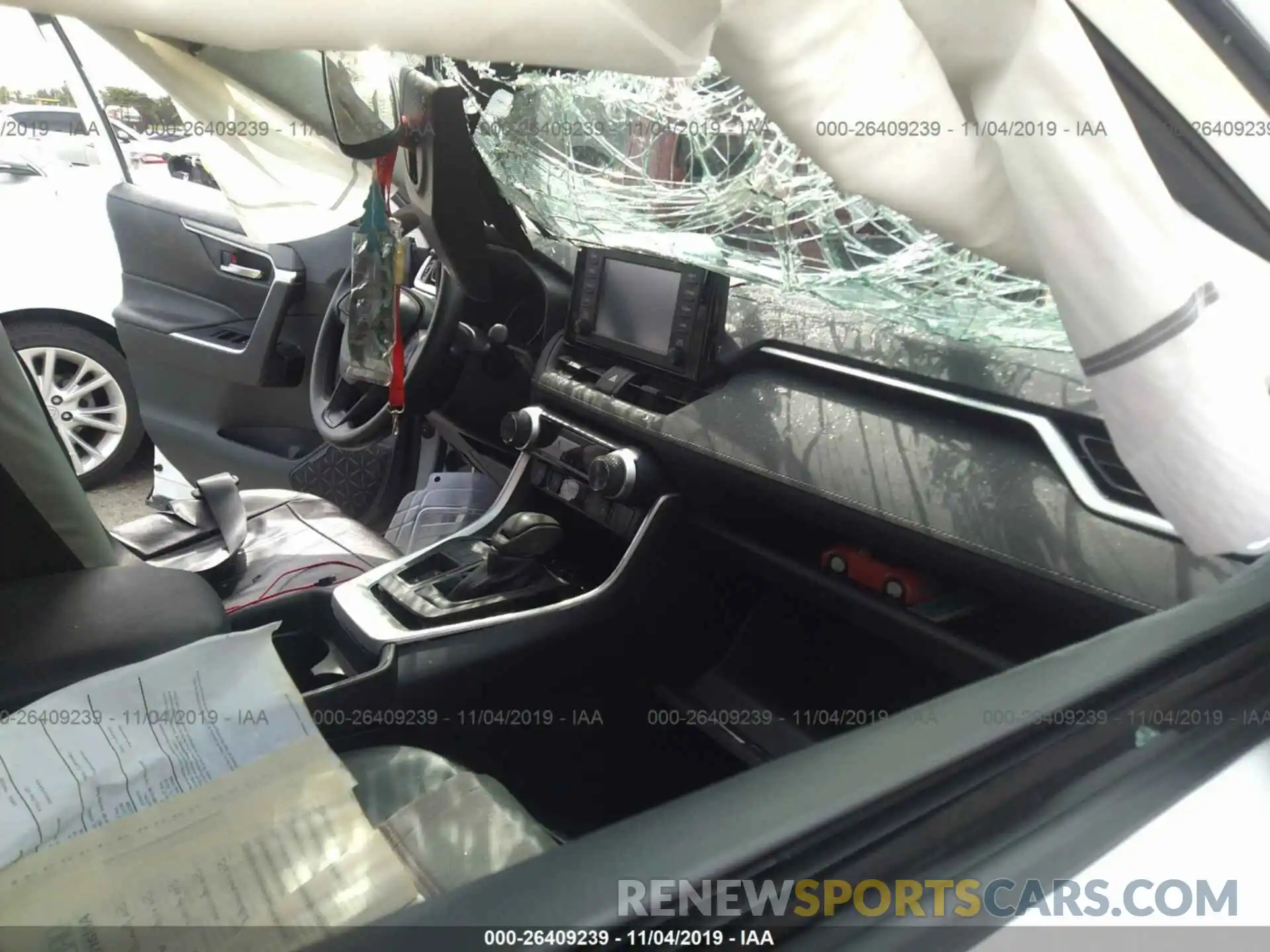 5 Photograph of a damaged car 2T3W1RFV7KW007458 TOYOTA RAV4 2019