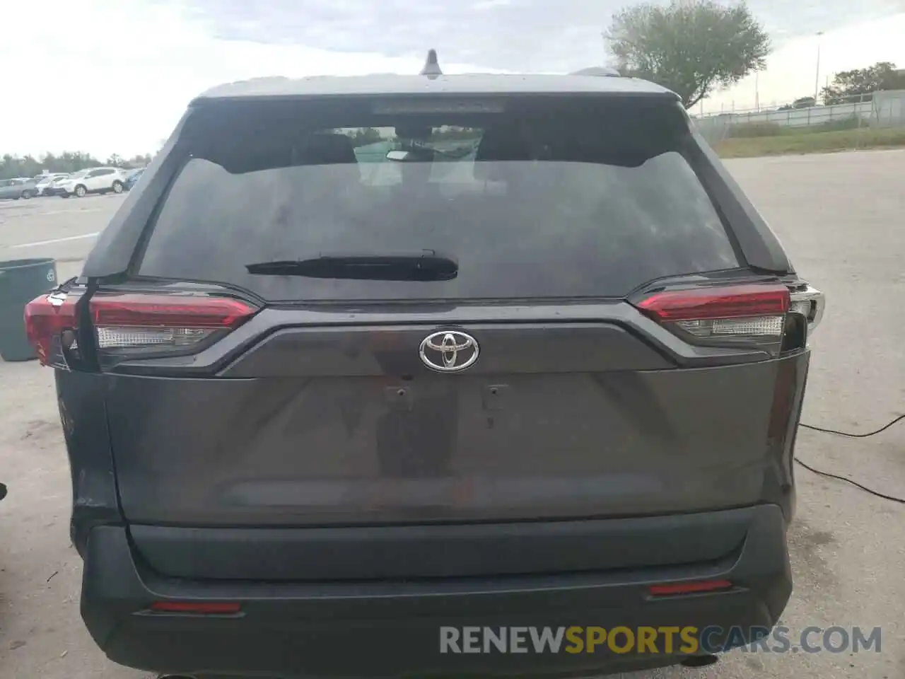 6 Photograph of a damaged car 2T3W1RFV7KW022459 TOYOTA RAV4 2019