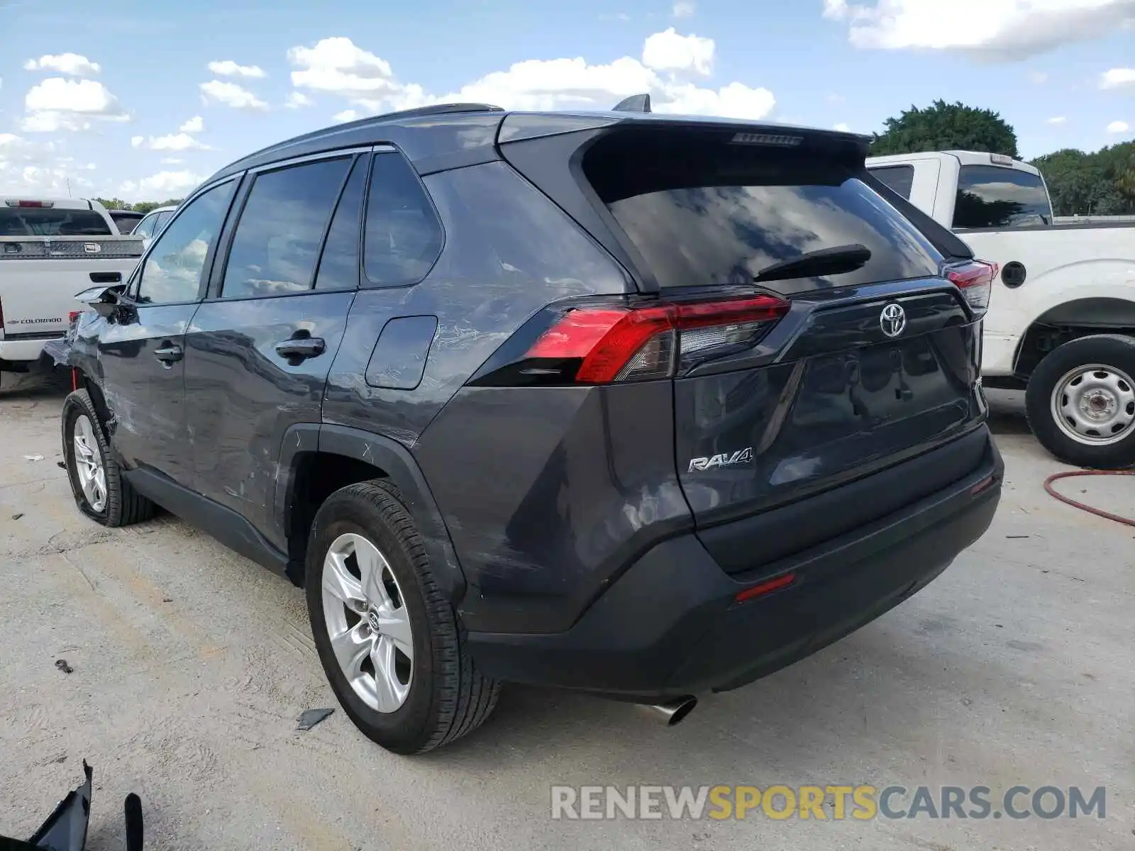 3 Photograph of a damaged car 2T3W1RFV7KW029704 TOYOTA RAV4 2019