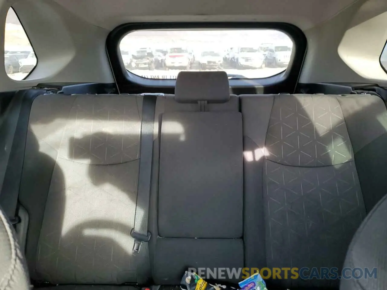 10 Photograph of a damaged car 2T3W1RFV7KW039780 TOYOTA RAV4 2019