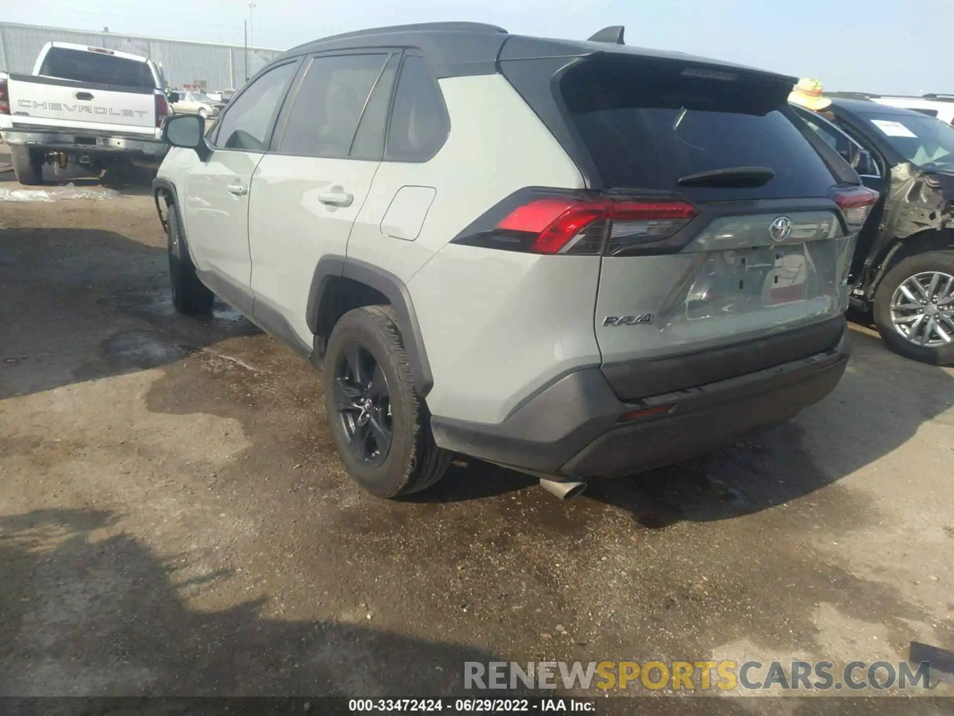 3 Photograph of a damaged car 2T3W1RFV7KW042226 TOYOTA RAV4 2019