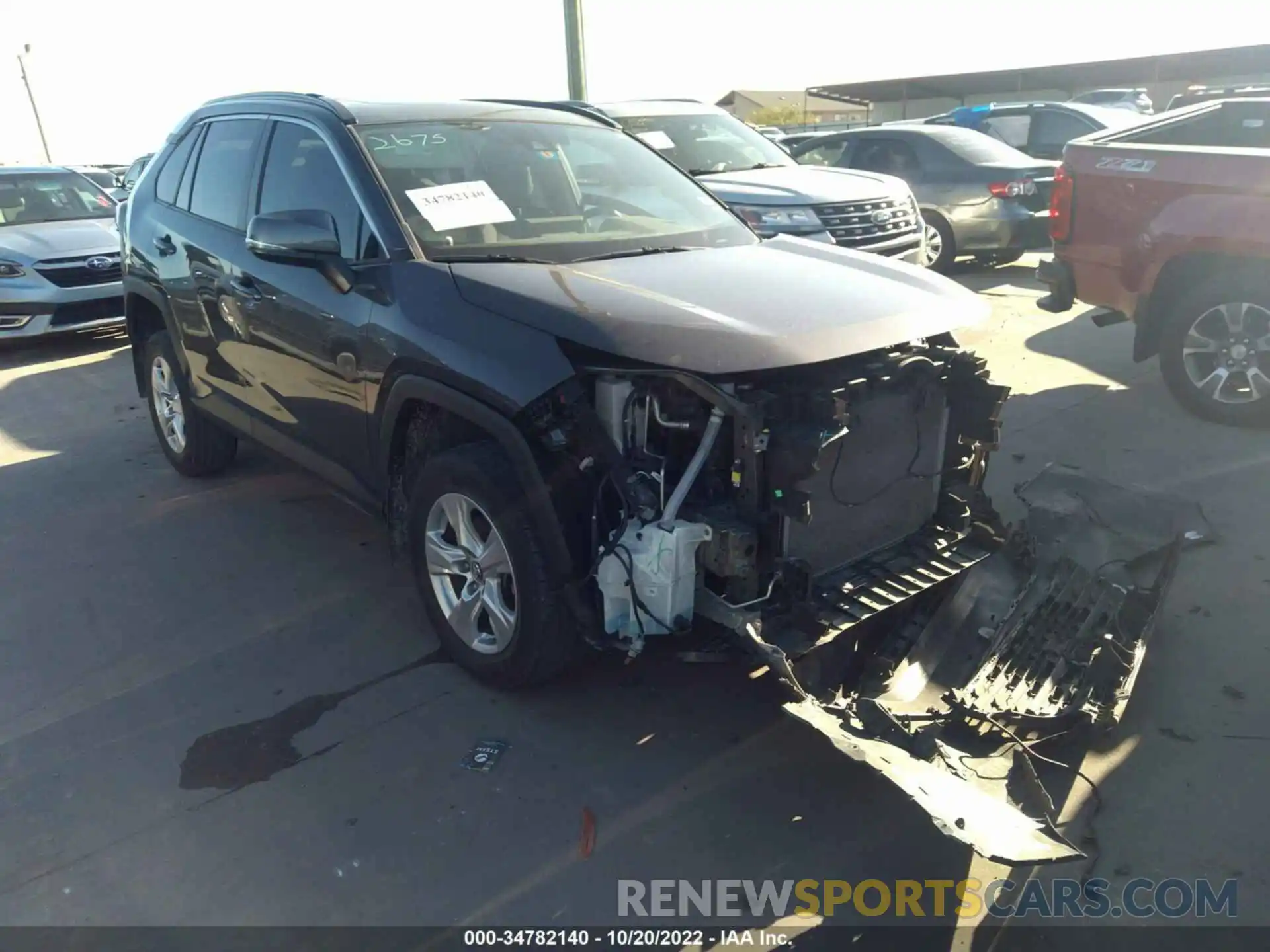 1 Photograph of a damaged car 2T3W1RFV7KW050939 TOYOTA RAV4 2019