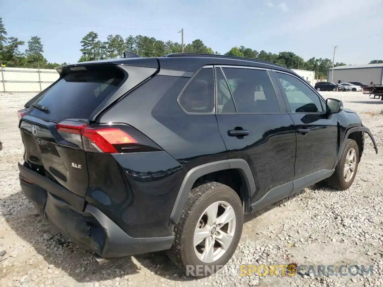 4 Photograph of a damaged car 2T3W1RFV7KW057485 TOYOTA RAV4 2019