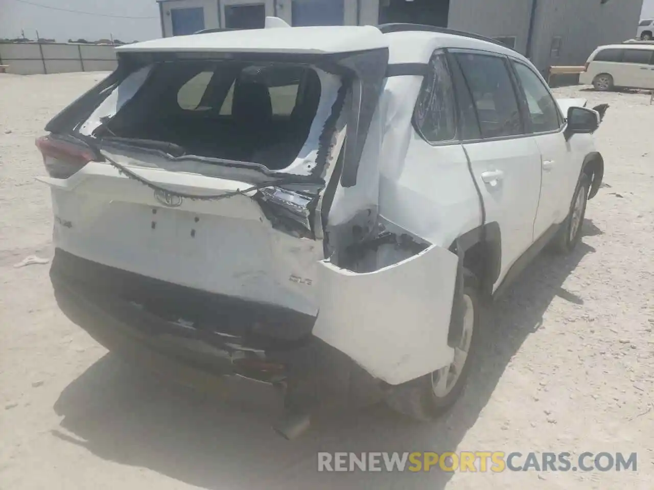 4 Photograph of a damaged car 2T3W1RFV8KC010015 TOYOTA RAV4 2019