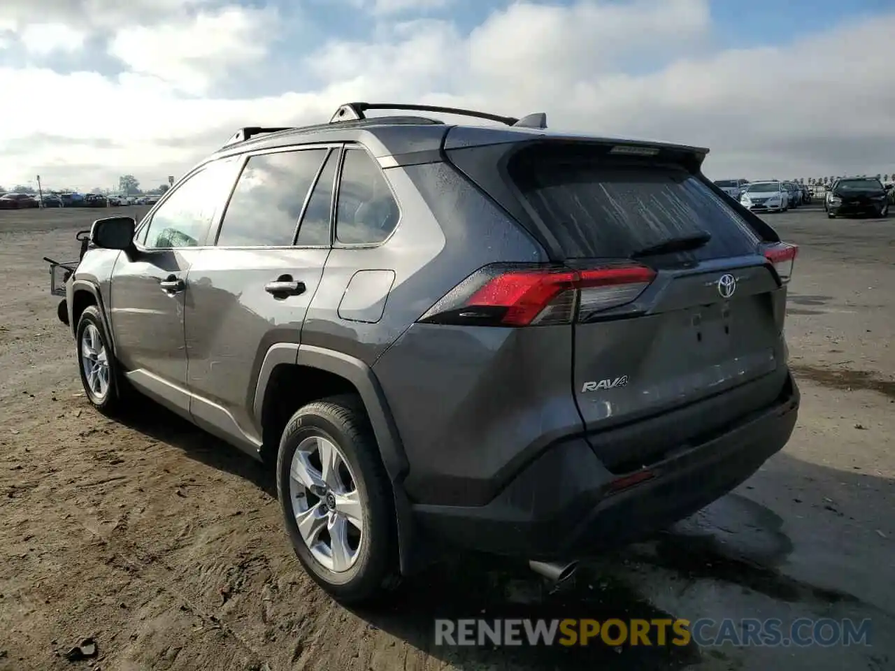 3 Photograph of a damaged car 2T3W1RFV8KC016624 TOYOTA RAV4 2019