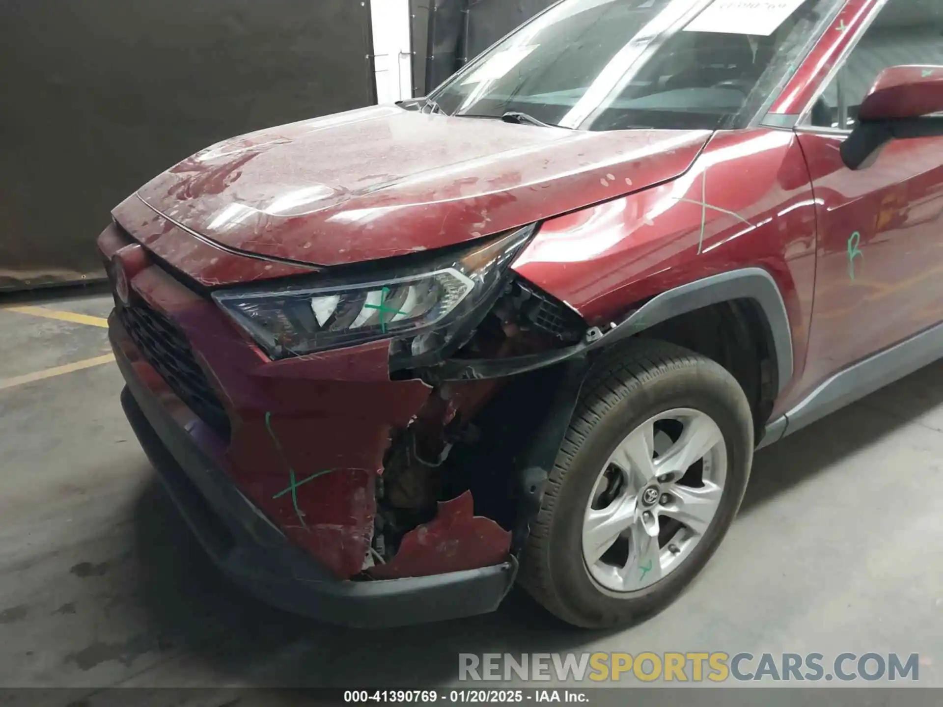 6 Photograph of a damaged car 2T3W1RFV8KC018387 TOYOTA RAV4 2019