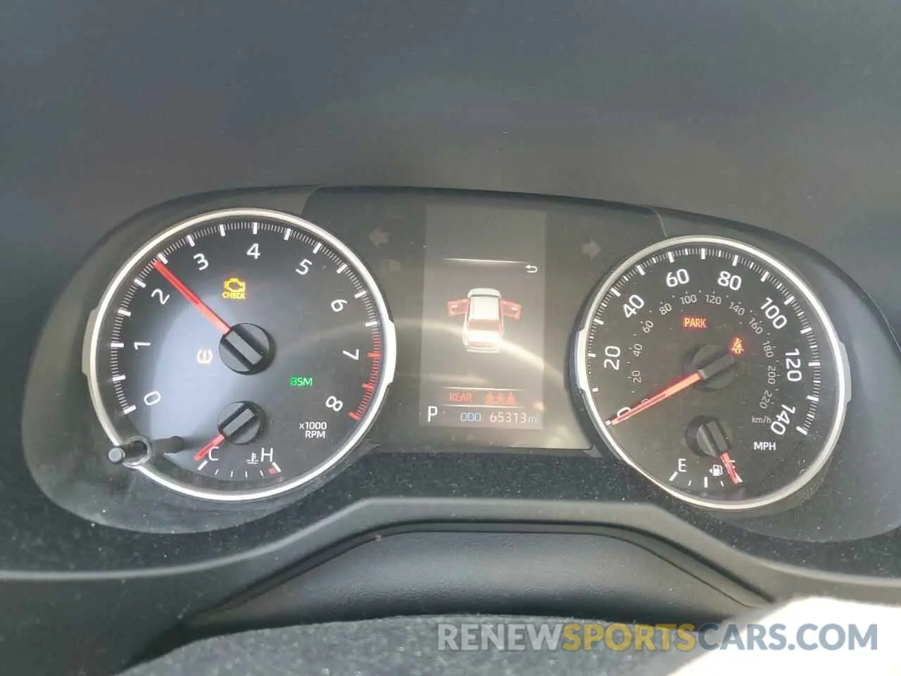 9 Photograph of a damaged car 2T3W1RFV8KC023914 TOYOTA RAV4 2019