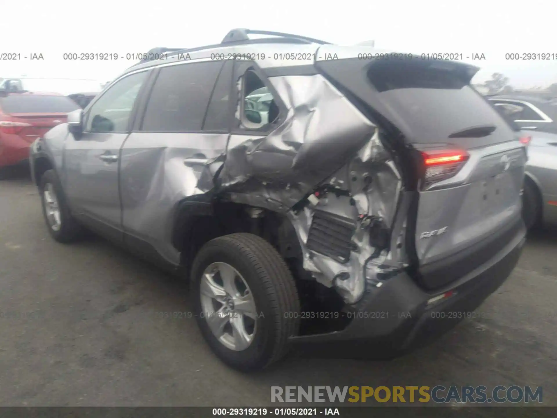 3 Photograph of a damaged car 2T3W1RFV8KC029082 TOYOTA RAV4 2019