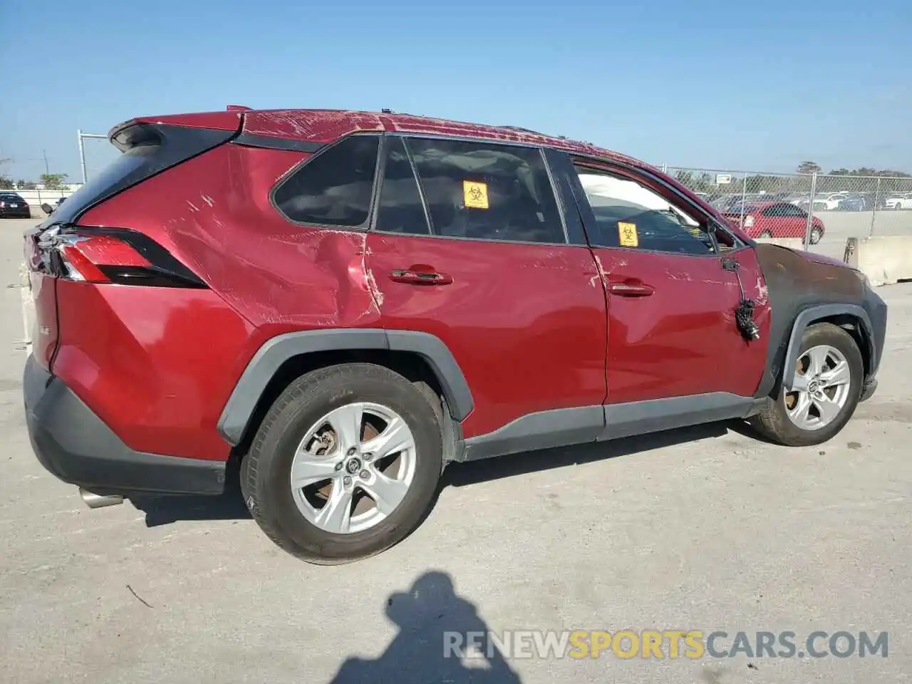 3 Photograph of a damaged car 2T3W1RFV8KW009025 TOYOTA RAV4 2019