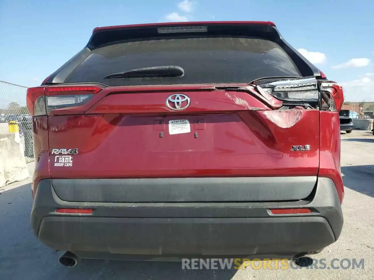 6 Photograph of a damaged car 2T3W1RFV8KW009025 TOYOTA RAV4 2019