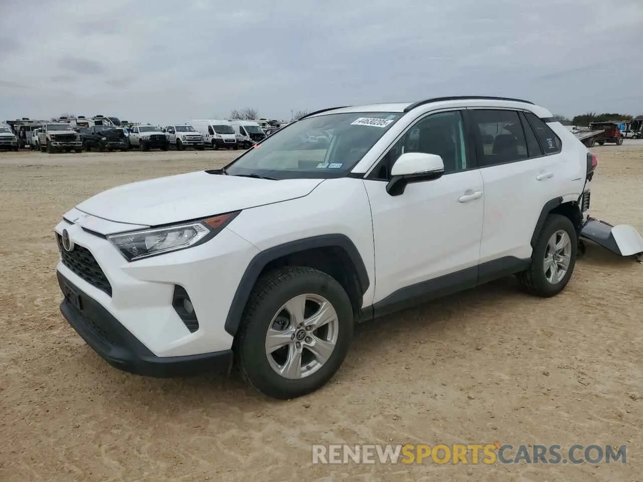 1 Photograph of a damaged car 2T3W1RFV8KW011387 TOYOTA RAV4 2019