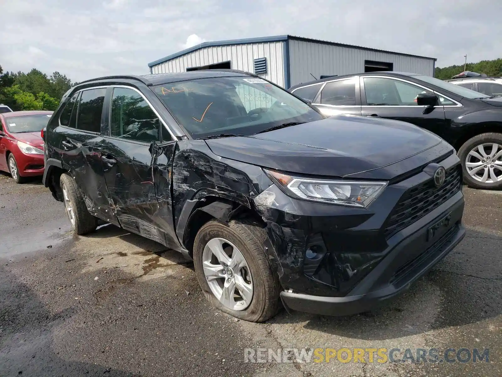 1 Photograph of a damaged car 2T3W1RFV8KW012510 TOYOTA RAV4 2019