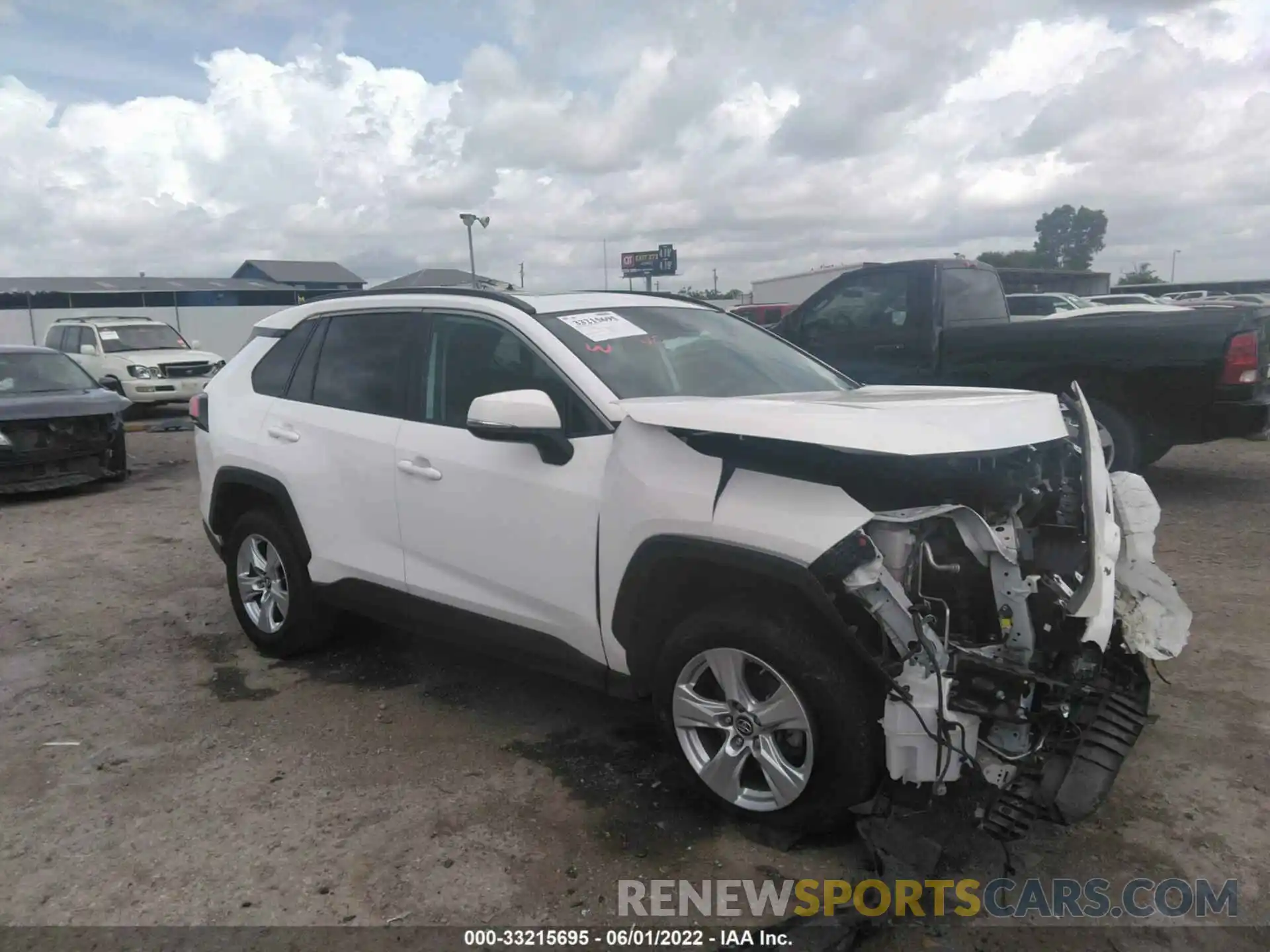 1 Photograph of a damaged car 2T3W1RFV8KW012801 TOYOTA RAV4 2019