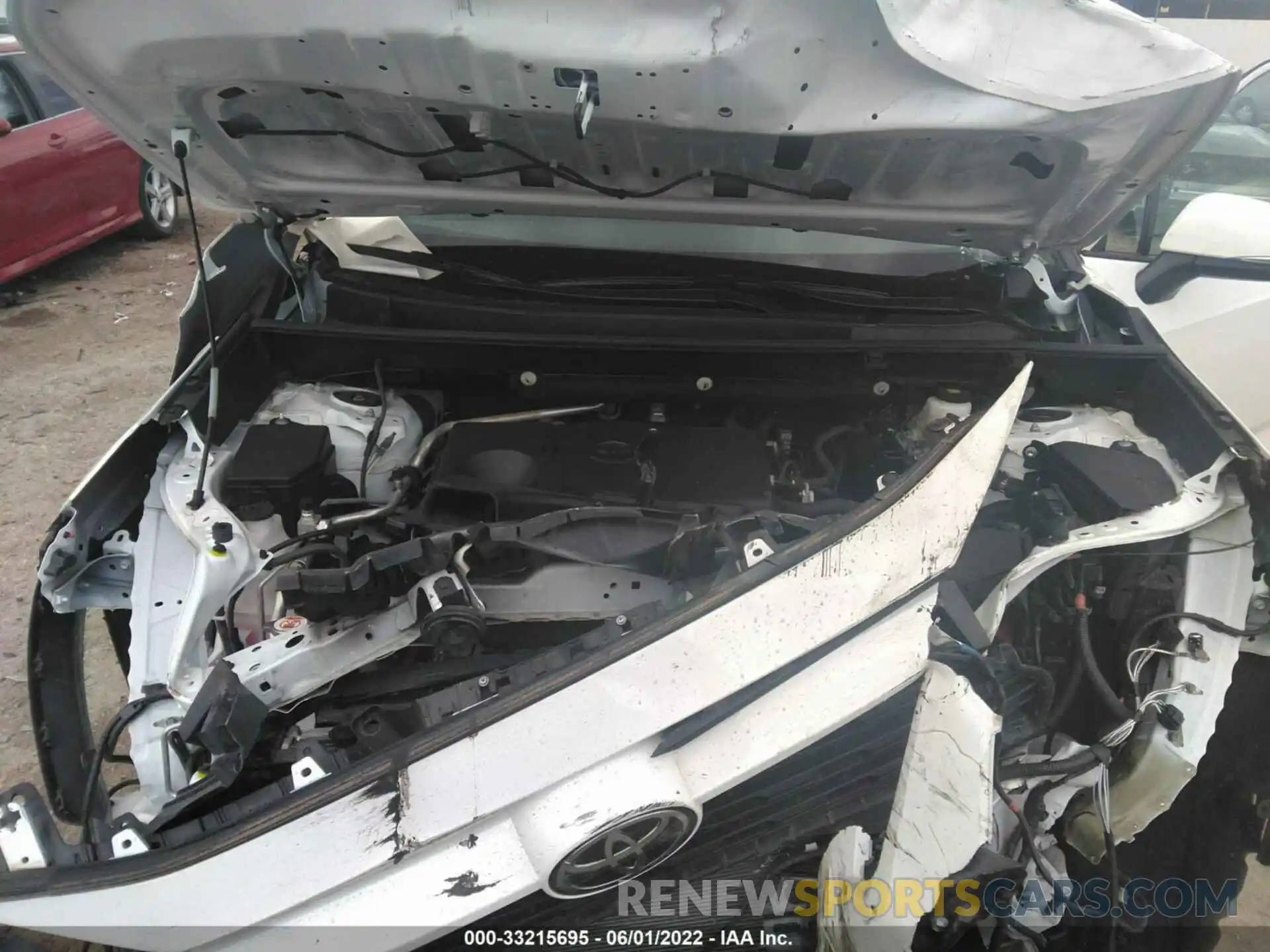 10 Photograph of a damaged car 2T3W1RFV8KW012801 TOYOTA RAV4 2019