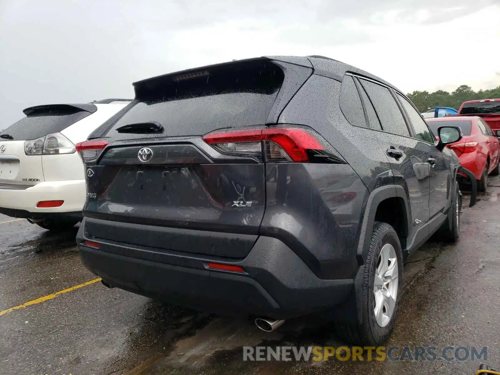 4 Photograph of a damaged car 2T3W1RFV8KW022079 TOYOTA RAV4 2019