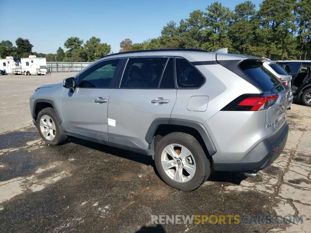 2 Photograph of a damaged car 2T3W1RFV8KW029601 TOYOTA RAV4 2019