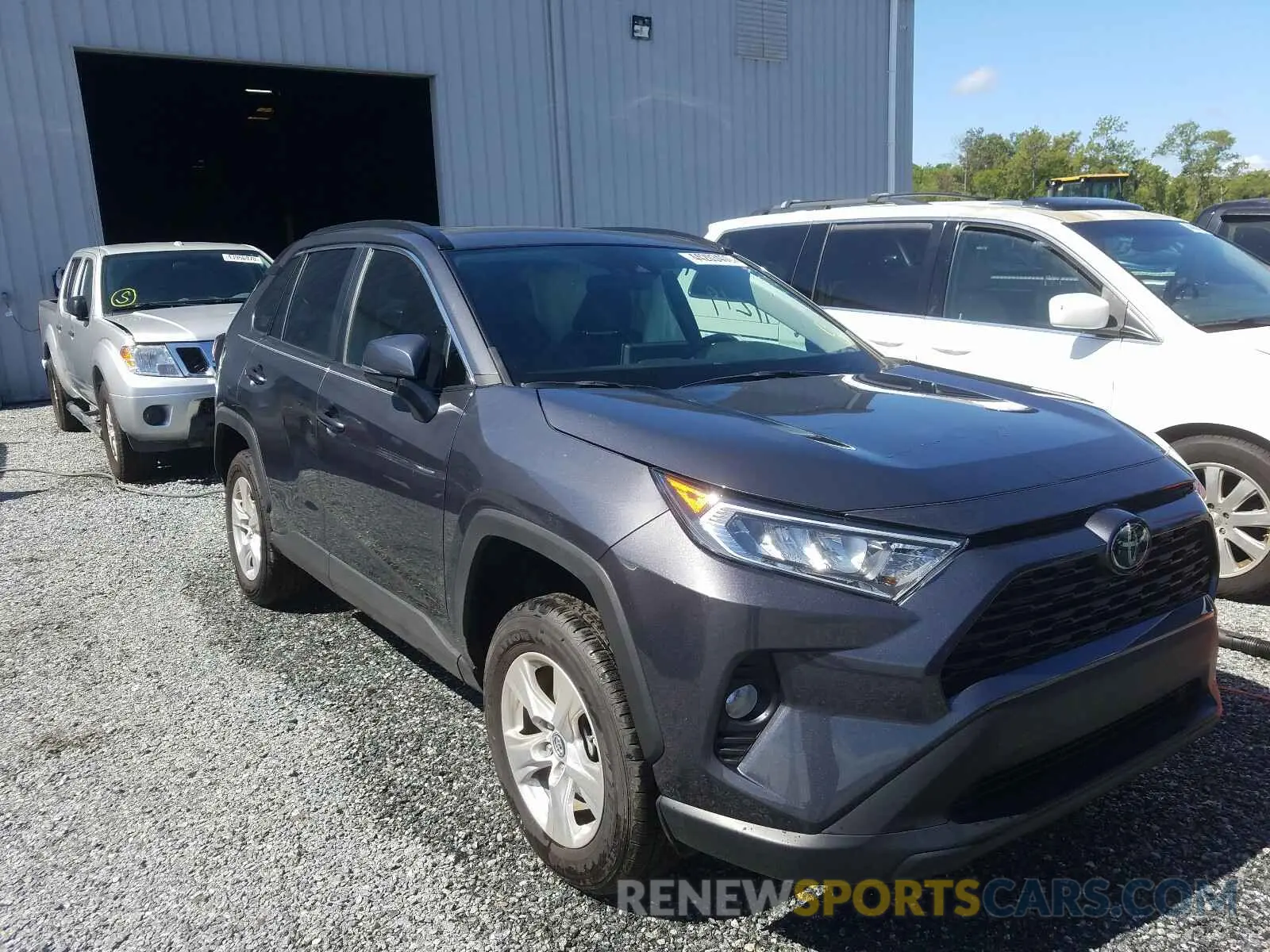 1 Photograph of a damaged car 2T3W1RFV8KW046950 TOYOTA RAV4 2019