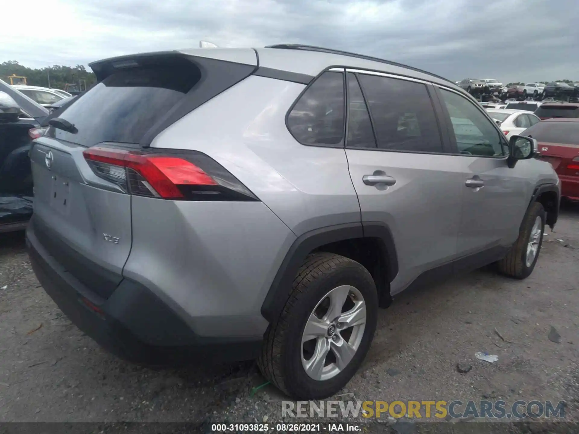 4 Photograph of a damaged car 2T3W1RFV8KW057155 TOYOTA RAV4 2019