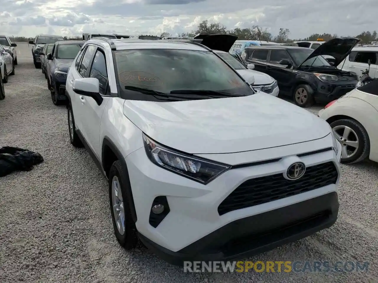 1 Photograph of a damaged car 2T3W1RFV9KC005521 TOYOTA RAV4 2019