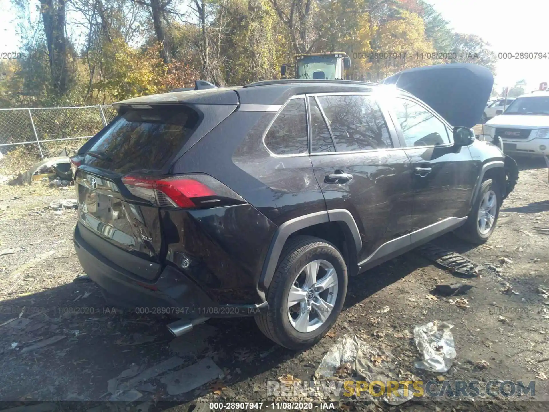 4 Photograph of a damaged car 2T3W1RFV9KC008130 TOYOTA RAV4 2019