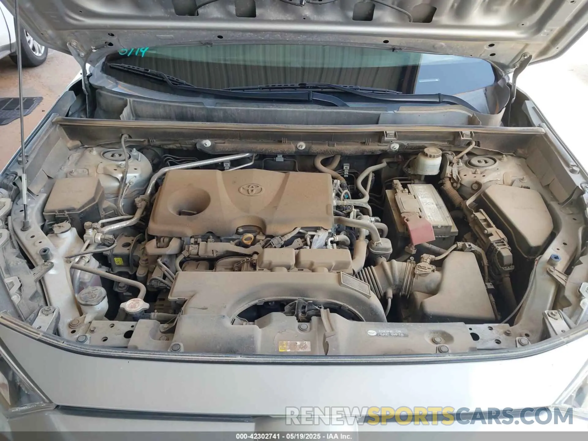 10 Photograph of a damaged car 2T3W1RFV9KW009549 TOYOTA RAV4 2019