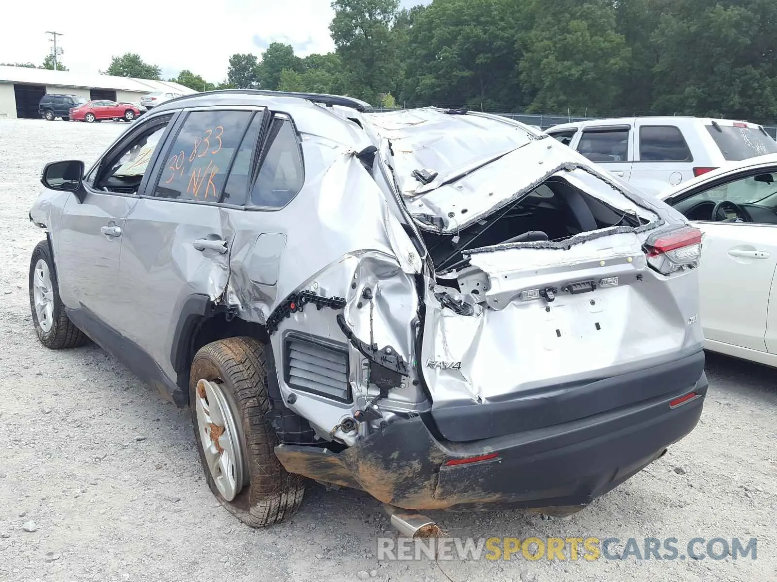 3 Photograph of a damaged car 2T3W1RFV9KW015156 TOYOTA RAV4 2019