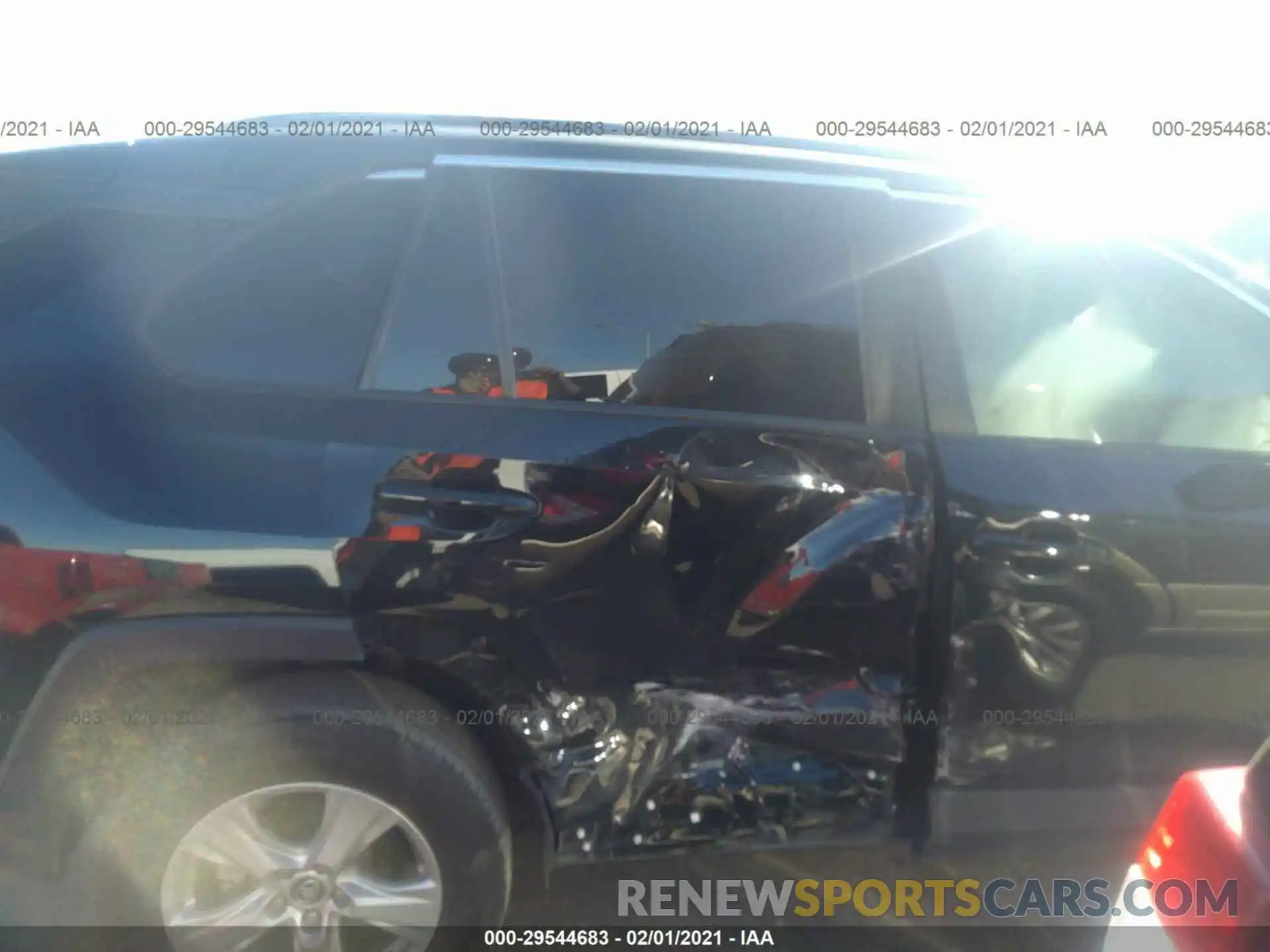 6 Photograph of a damaged car 2T3W1RFV9KW016033 TOYOTA RAV4 2019