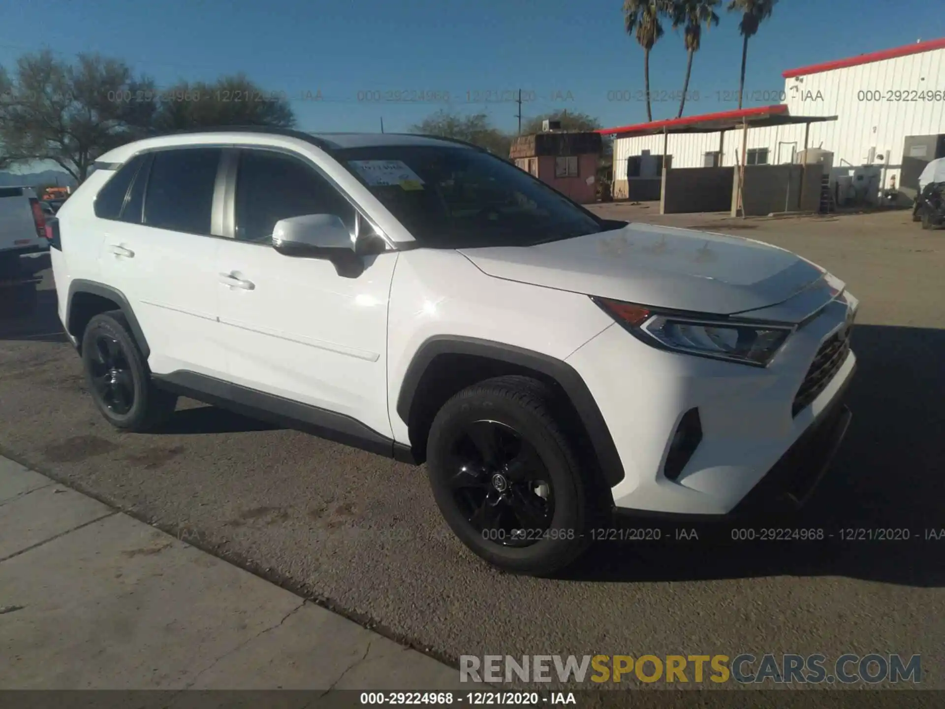 1 Photograph of a damaged car 2T3W1RFV9KW017151 TOYOTA RAV4 2019