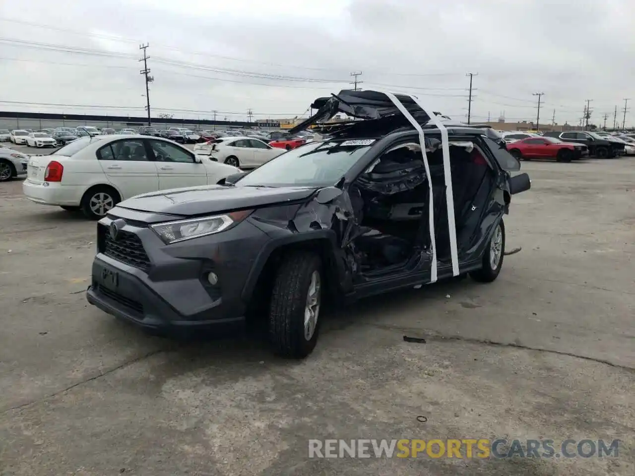 2 Photograph of a damaged car 2T3W1RFV9KW038548 TOYOTA RAV4 2019