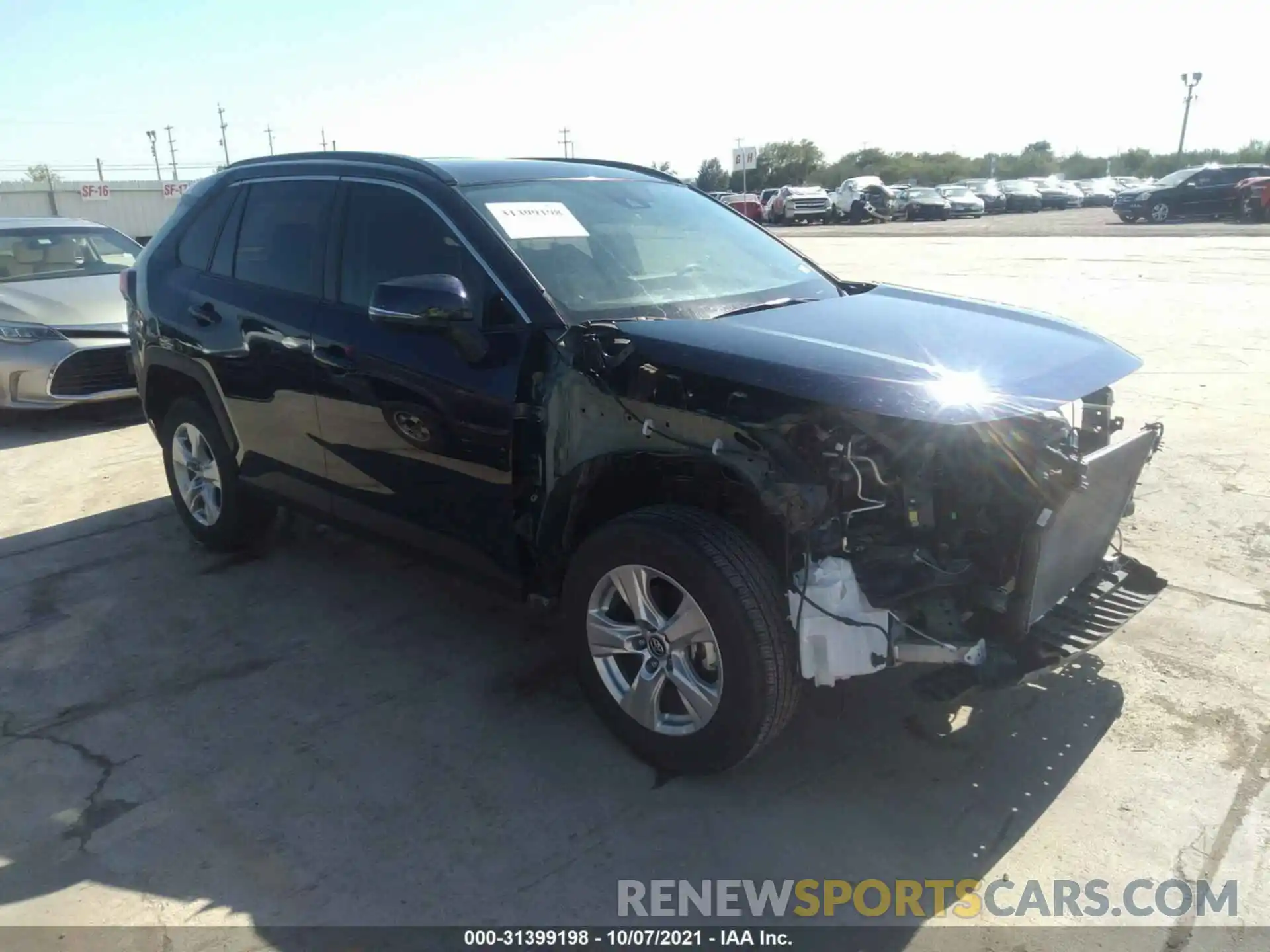 1 Photograph of a damaged car 2T3W1RFV9KW048545 TOYOTA RAV4 2019