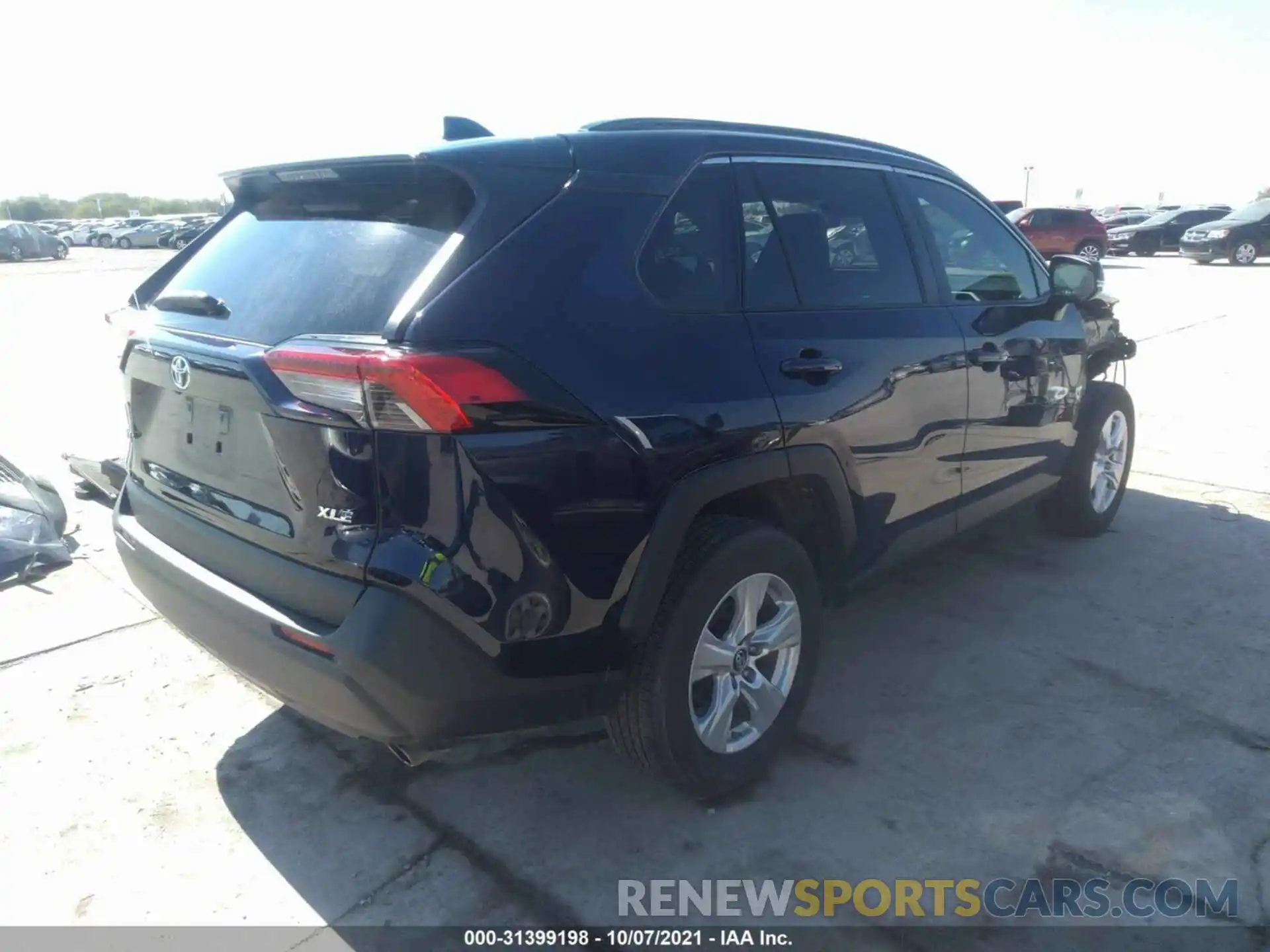 4 Photograph of a damaged car 2T3W1RFV9KW048545 TOYOTA RAV4 2019