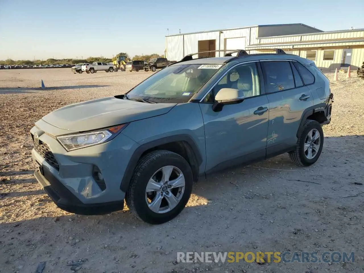 1 Photograph of a damaged car 2T3W1RFVXKC002935 TOYOTA RAV4 2019