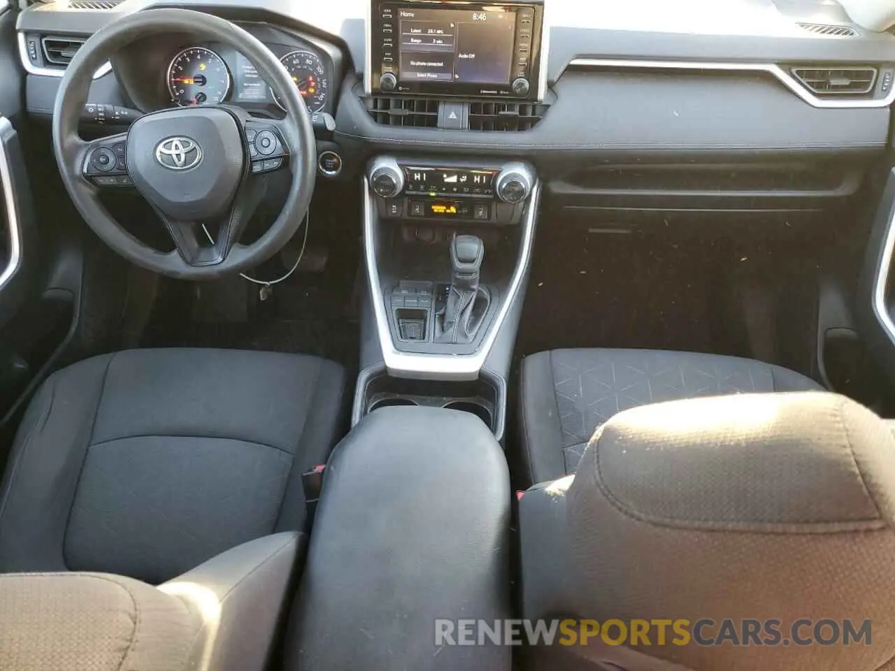 8 Photograph of a damaged car 2T3W1RFVXKC002935 TOYOTA RAV4 2019