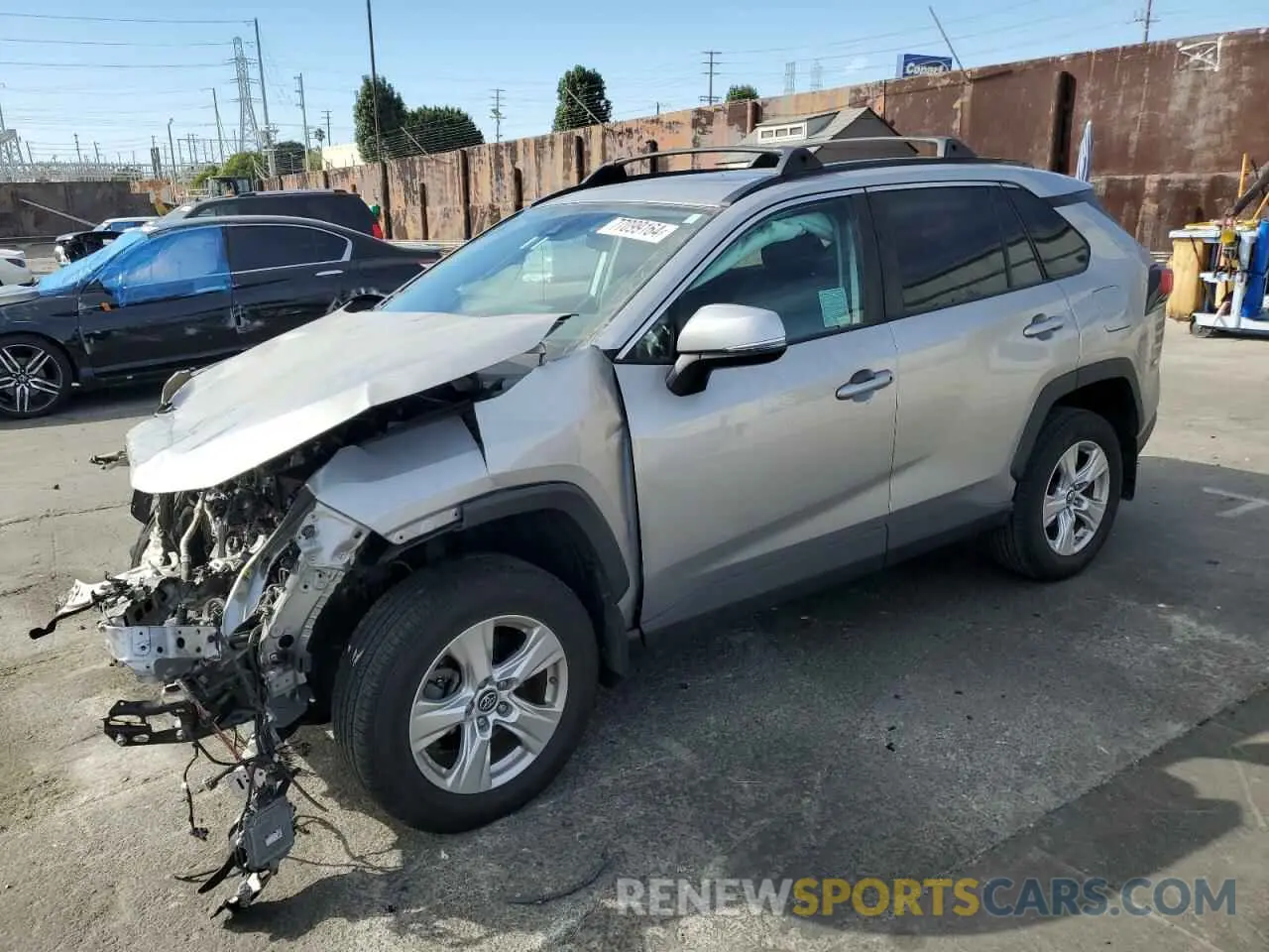 1 Photograph of a damaged car 2T3W1RFVXKC017659 TOYOTA RAV4 2019