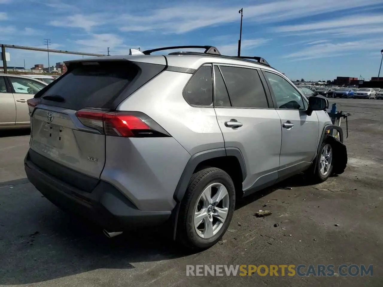 3 Photograph of a damaged car 2T3W1RFVXKC017659 TOYOTA RAV4 2019