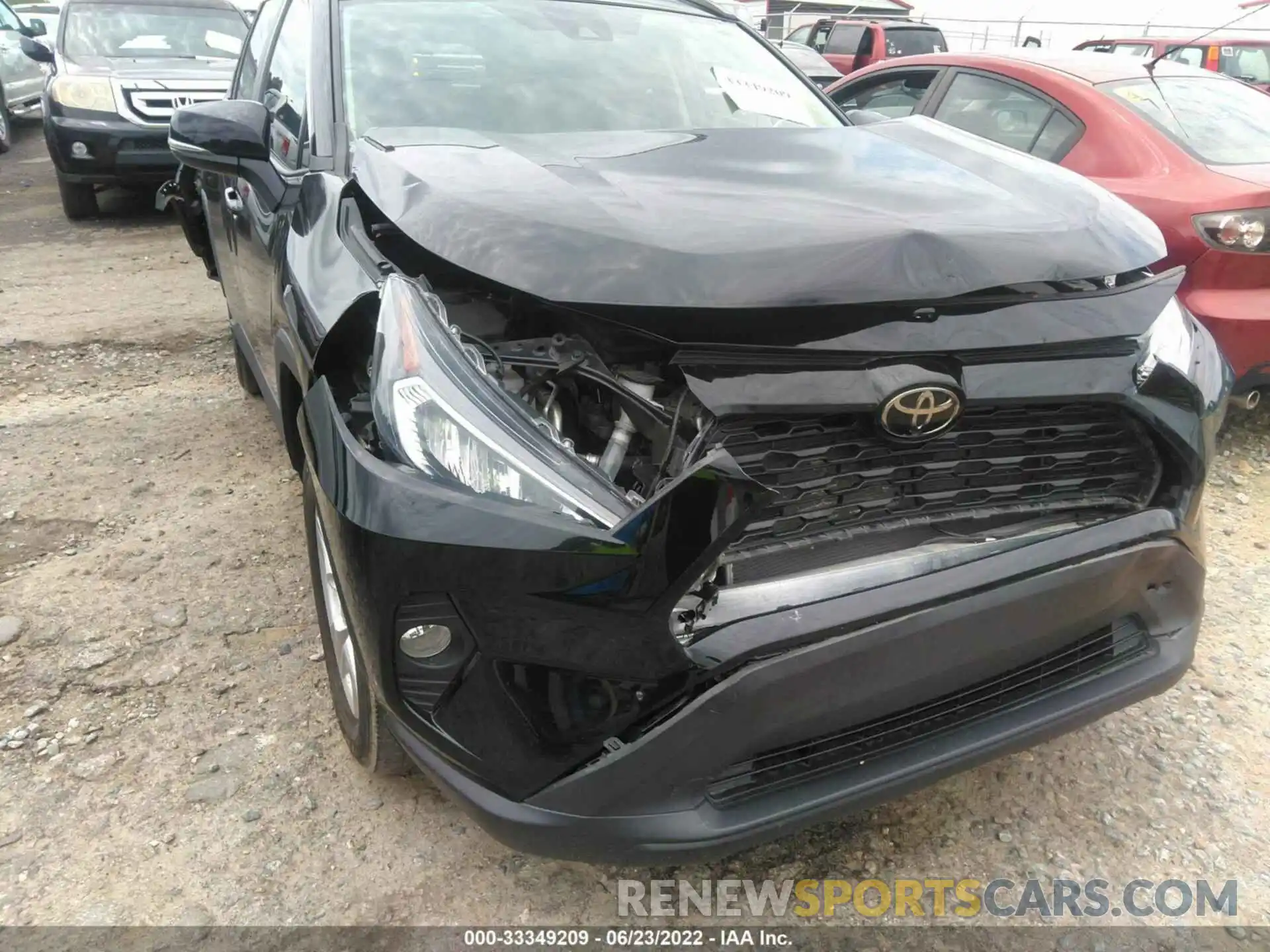 6 Photograph of a damaged car 2T3W1RFVXKC030184 TOYOTA RAV4 2019