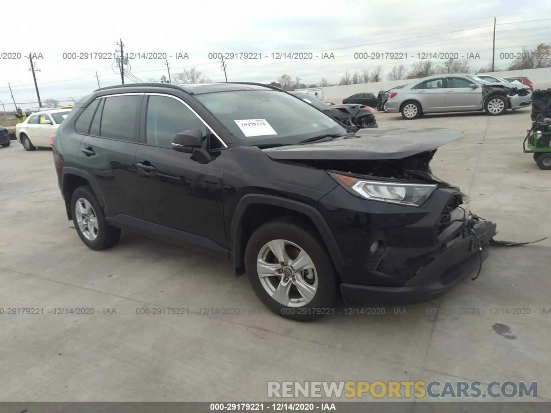 1 Photograph of a damaged car 2T3W1RFVXKC030217 TOYOTA RAV4 2019