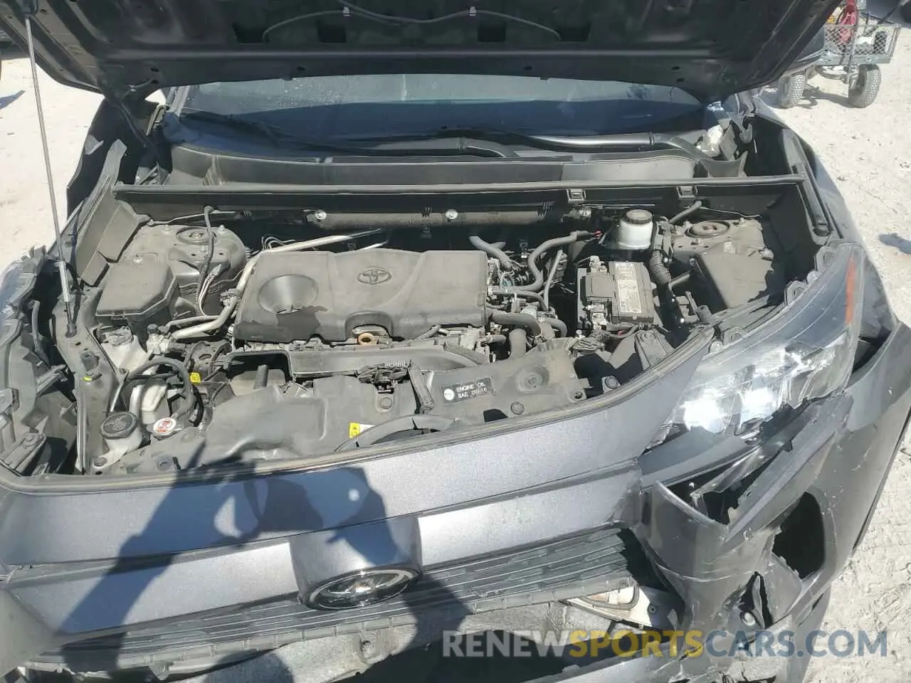 12 Photograph of a damaged car 2T3W1RFVXKW012895 TOYOTA RAV4 2019