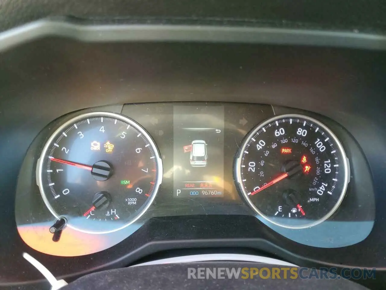 9 Photograph of a damaged car 2T3W1RFVXKW038221 TOYOTA RAV4 2019