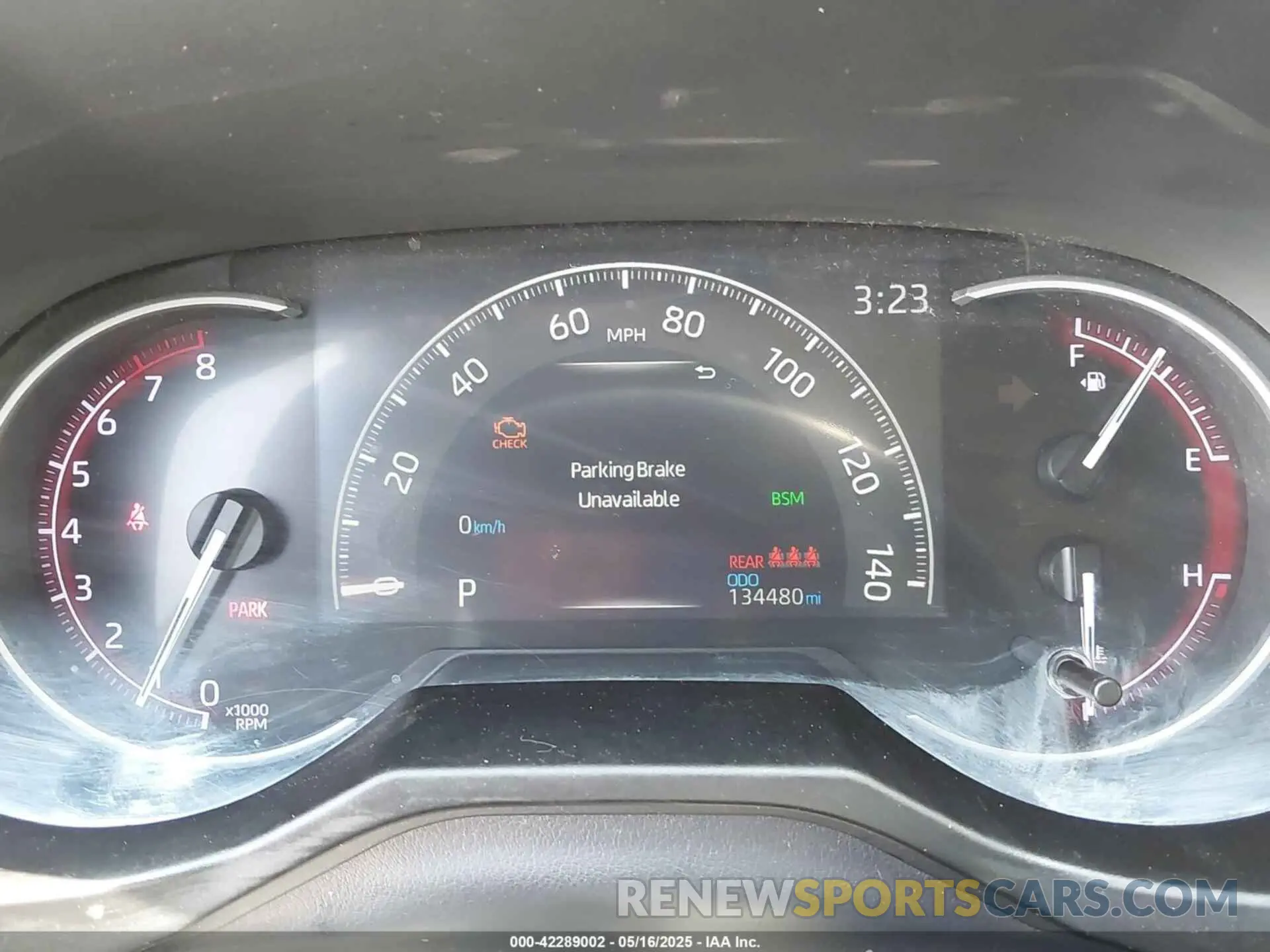 7 Photograph of a damaged car 2T3Y1RFV0KC006727 TOYOTA RAV4 2019