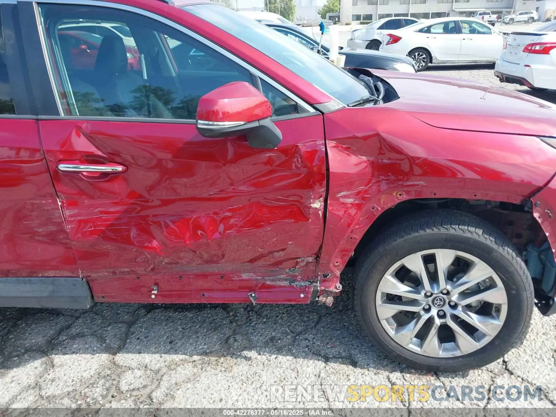 6 Photograph of a damaged car 2T3Y1RFV1KC019924 TOYOTA RAV4 2019
