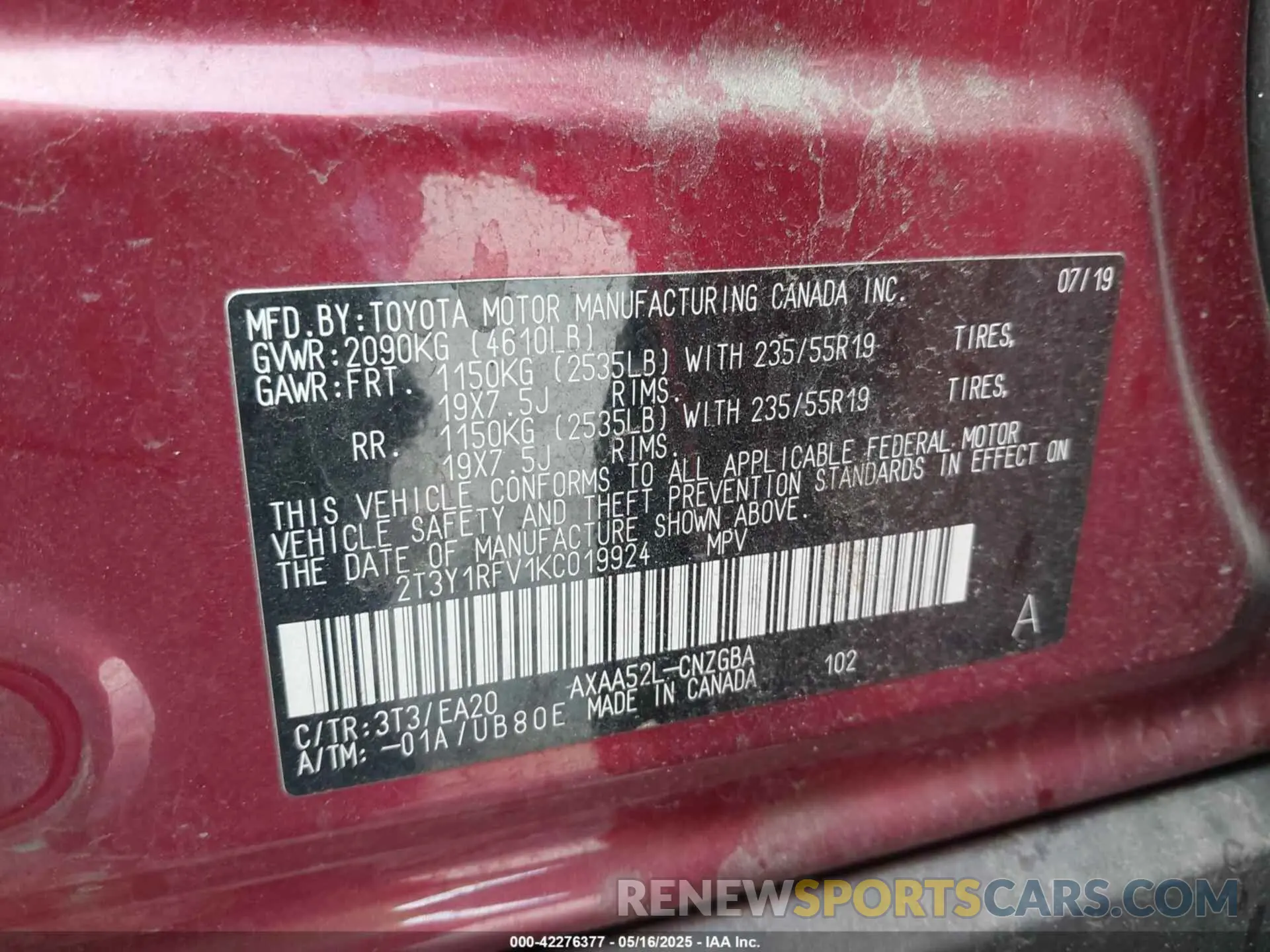 9 Photograph of a damaged car 2T3Y1RFV1KC019924 TOYOTA RAV4 2019