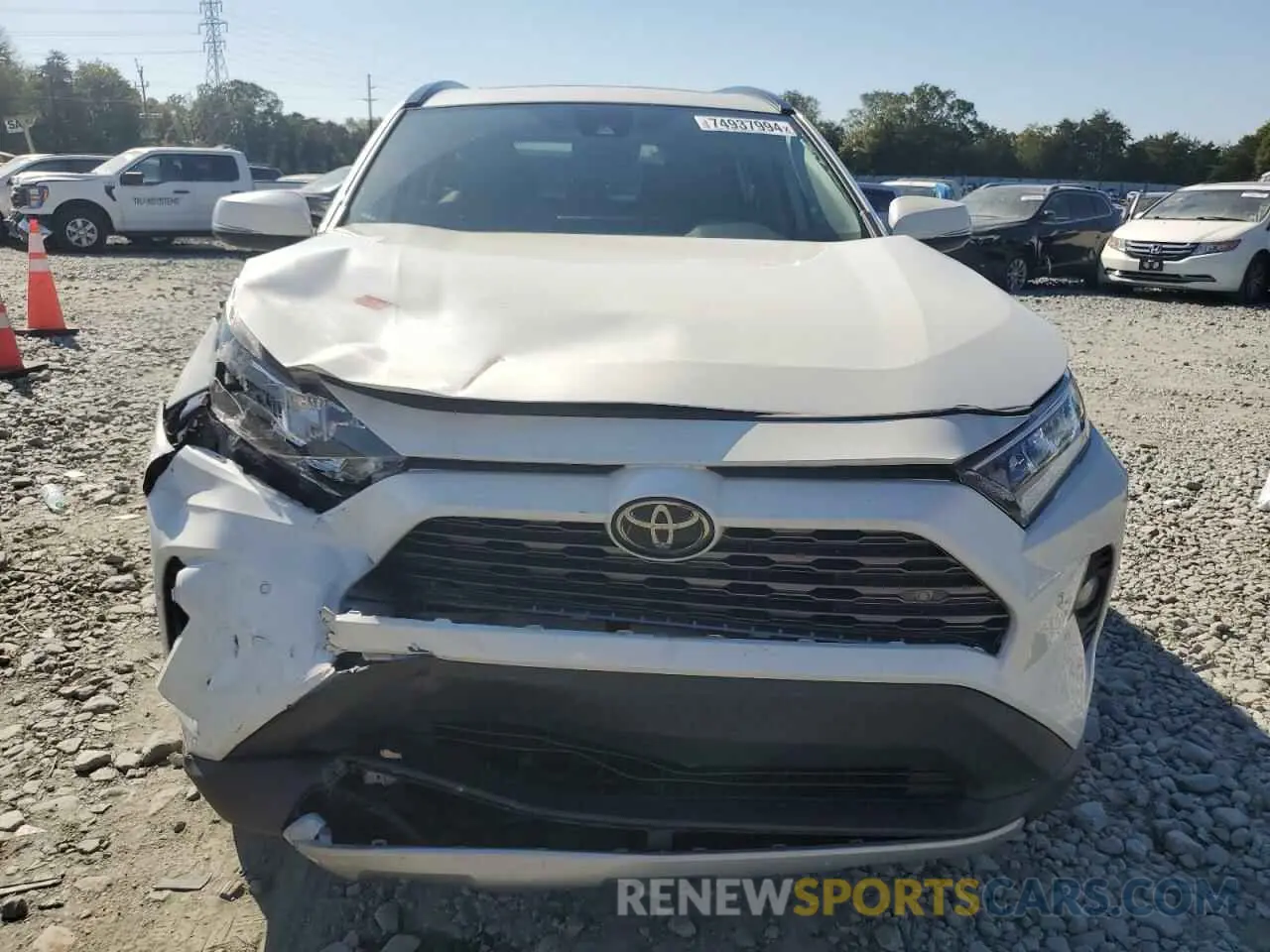 5 Photograph of a damaged car 2T3Y1RFV3KC013459 TOYOTA RAV4 2019